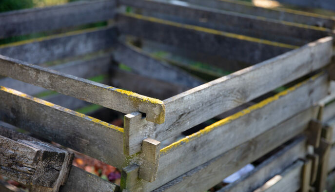 Sisley employees are committed to the environment on a daily basis, specifically in recycling. 