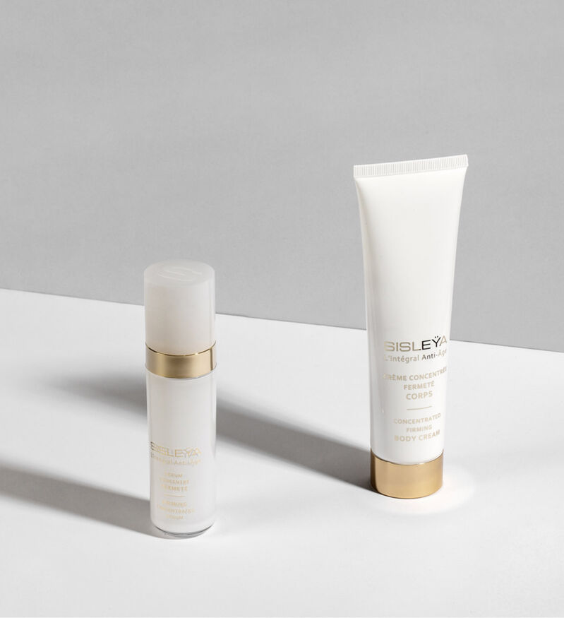Sisleÿa l'Intégral Anti-Âge Eye and Lip Contour Cream está diseñado para las áreas más delicadas del rostro.