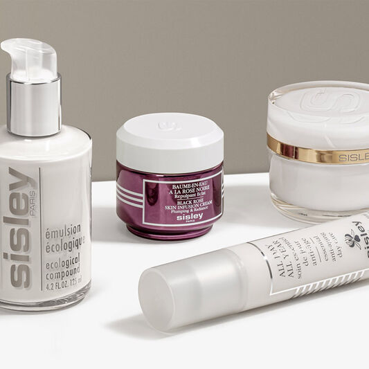 Sisley Paris ha sviluppato una gamma completa di prodotti di trattamento viso progettati per soddisfare esigenze altamente specifiche