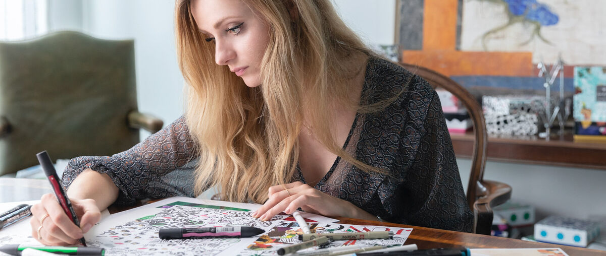 Unveiling: Watch this exquisite illustration come to life following artist Edyta Klaper's strokes