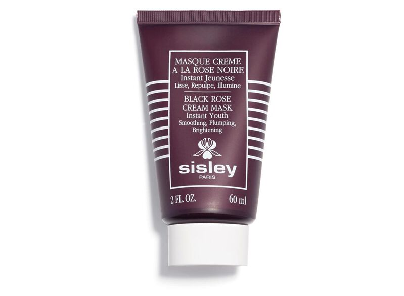 Masque Crème à la Rose Noire acts as a rejuvenating skincare treatment