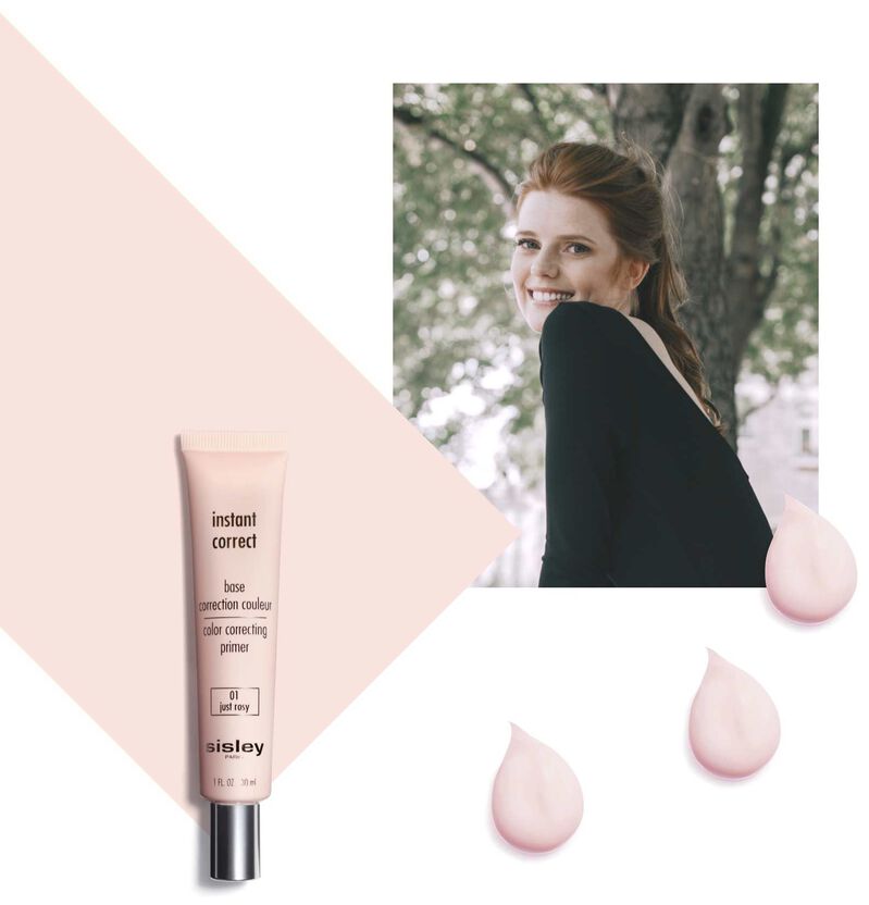 Use a foundation for perfect skin texture