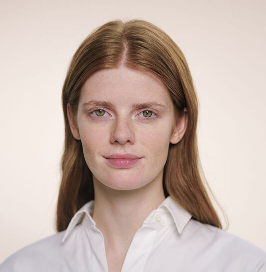 إرشادات لمكياج مثالي خطوة بخطوة عبر الفيديو