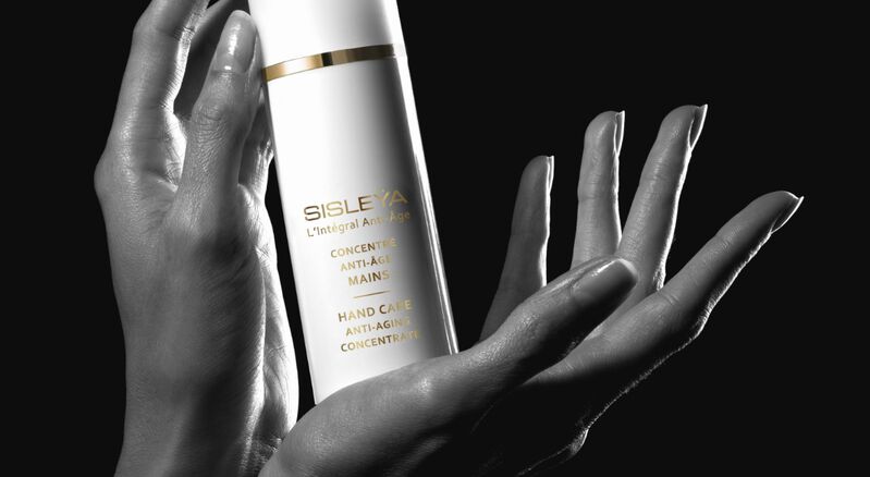 Sisleÿa L’Integral Anti-âge Concentré Anti-âge Mains