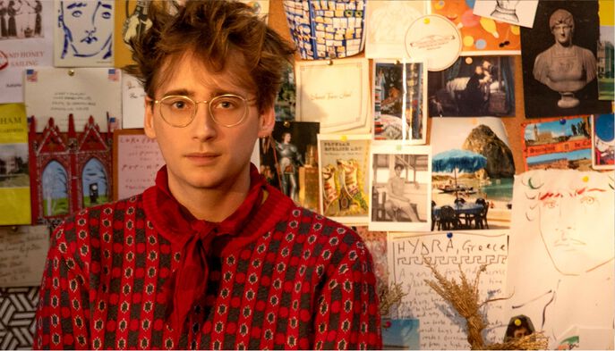 De kunstenaar Luke Edward Hall