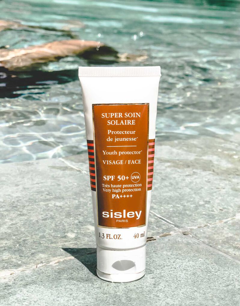 Combat the harmful effects of the sun and give your skin an attractive tan by choosing the right sun care product for your skin type
