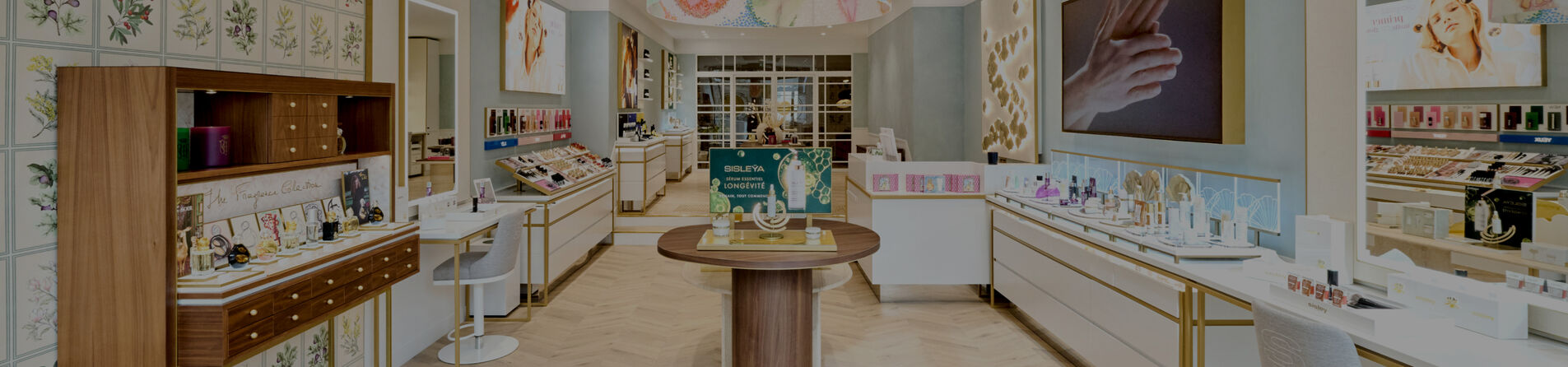 Maison Sisley Anvers' iconic lounge