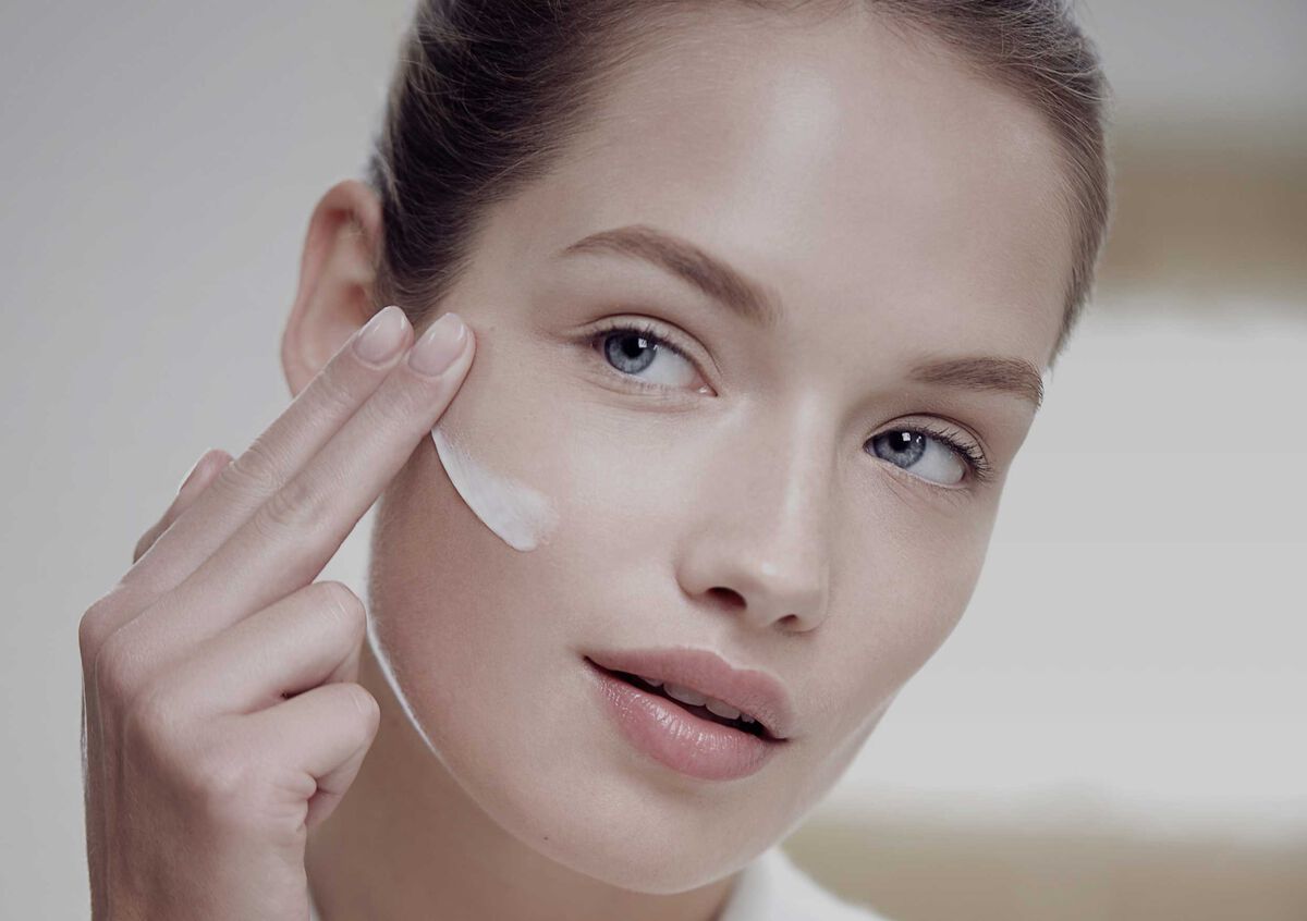 Chanel HYDRA BEAUTY NOURISHING LIP CARE - Beauty Review