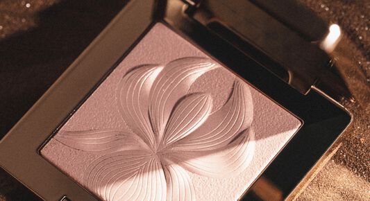L'Orchid&eacute;e Highlighter