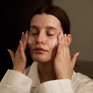 Black Rose Cream Mask