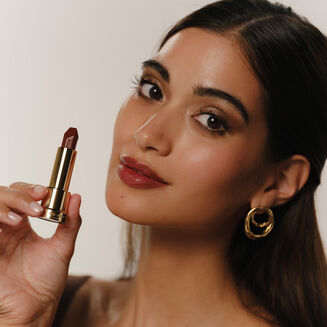 Look The Natural-Stunner