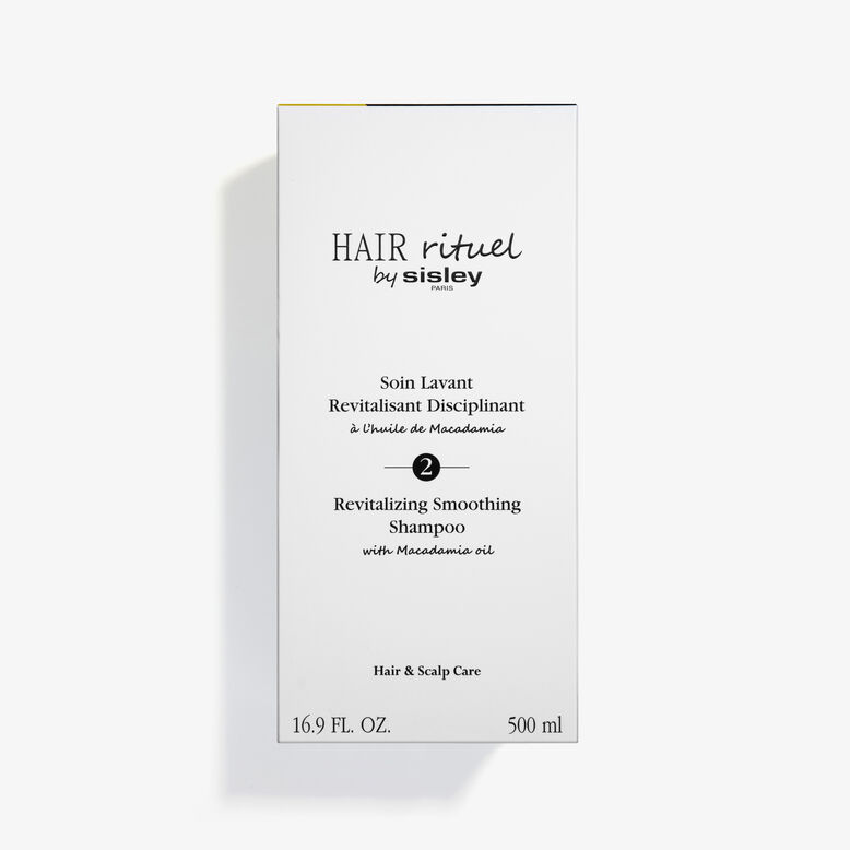 Revitalizing Smoothing Shampoo with Macadamia oil