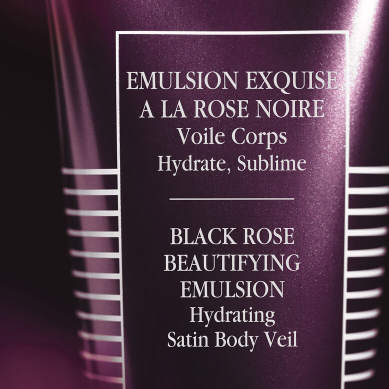 Rose Noire Émulsion Corps - close-up
