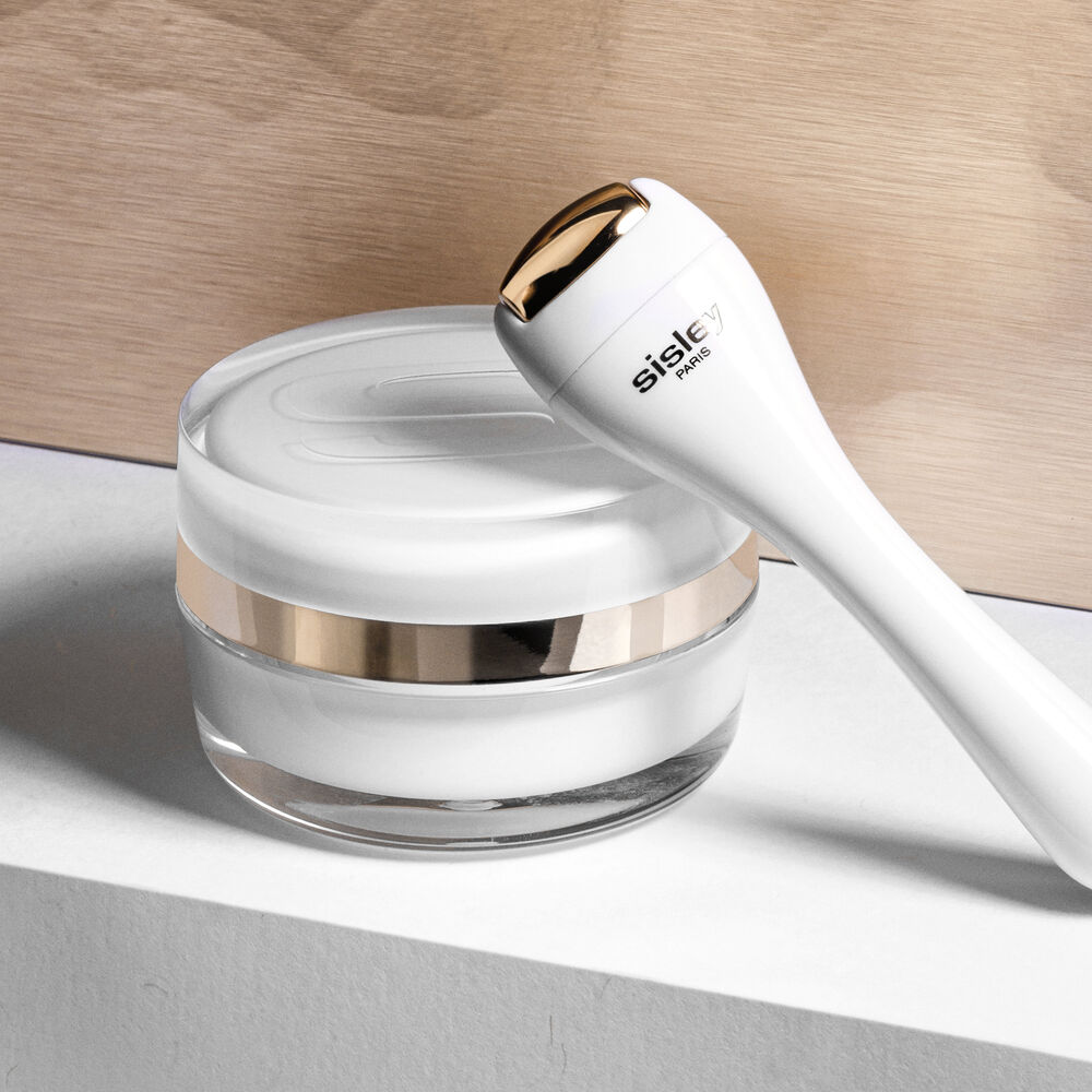 Sisleÿa L'Integral Anti-Age Eye and Lip Contour Cream - ภาพบรรยากาศ2