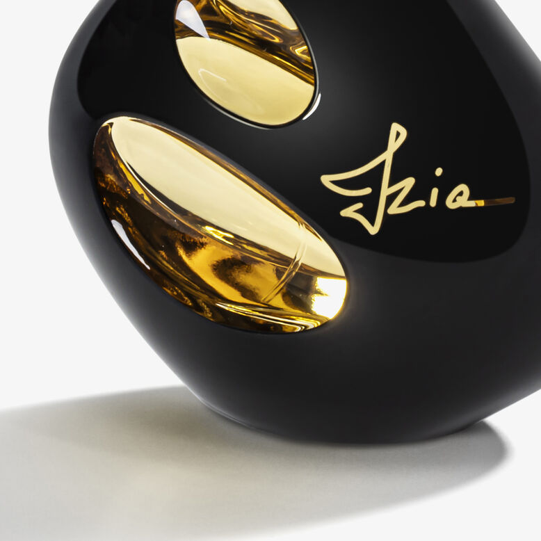Izia La Nuit Eau De Parfum 30 ml - ผิวสัมผัส