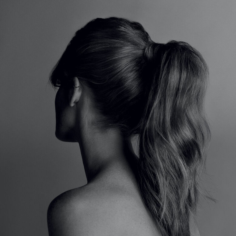 The oversized ponytail look - Ambiance