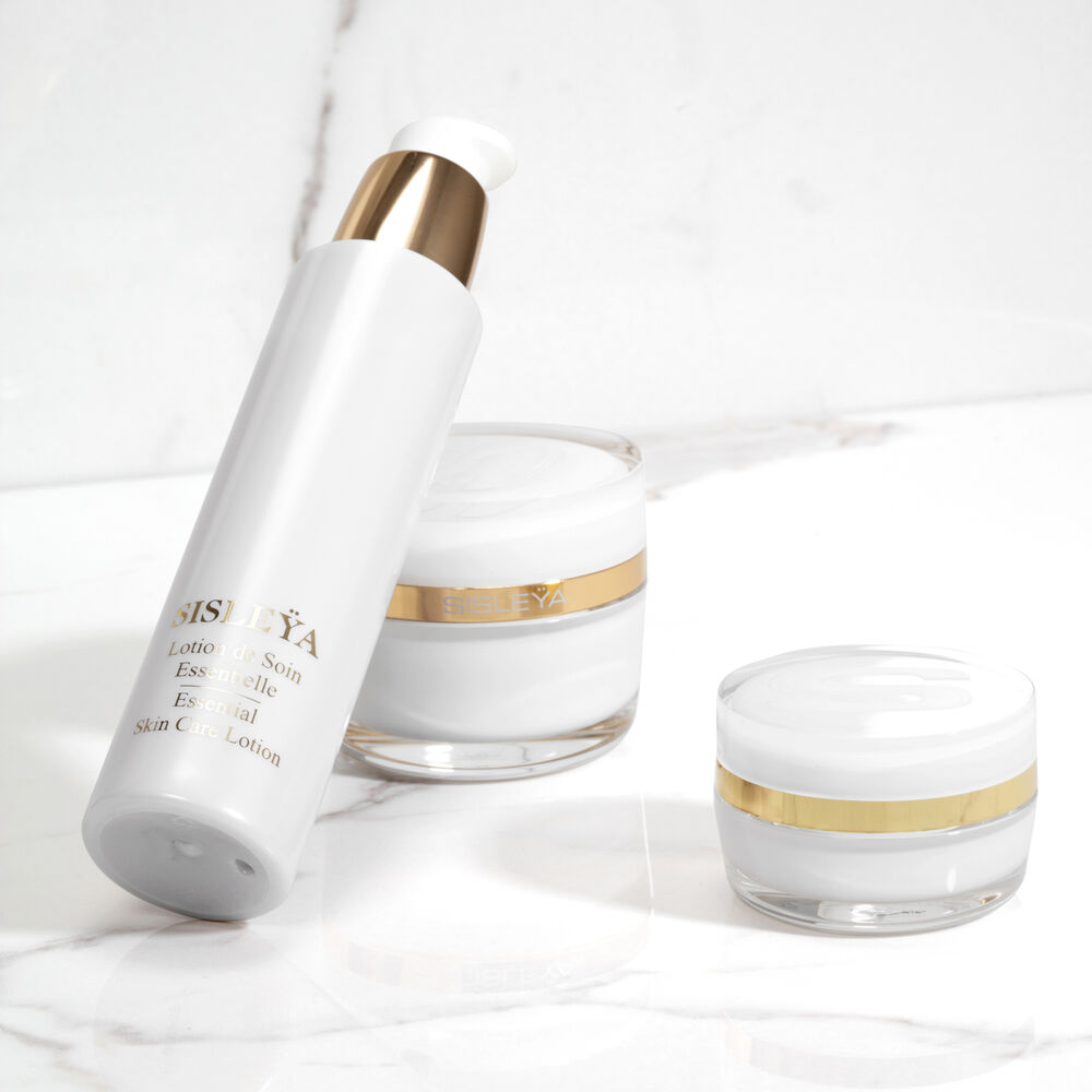 Coffret Prestige Sisleÿa L'Intégral Anti-Âge - Model