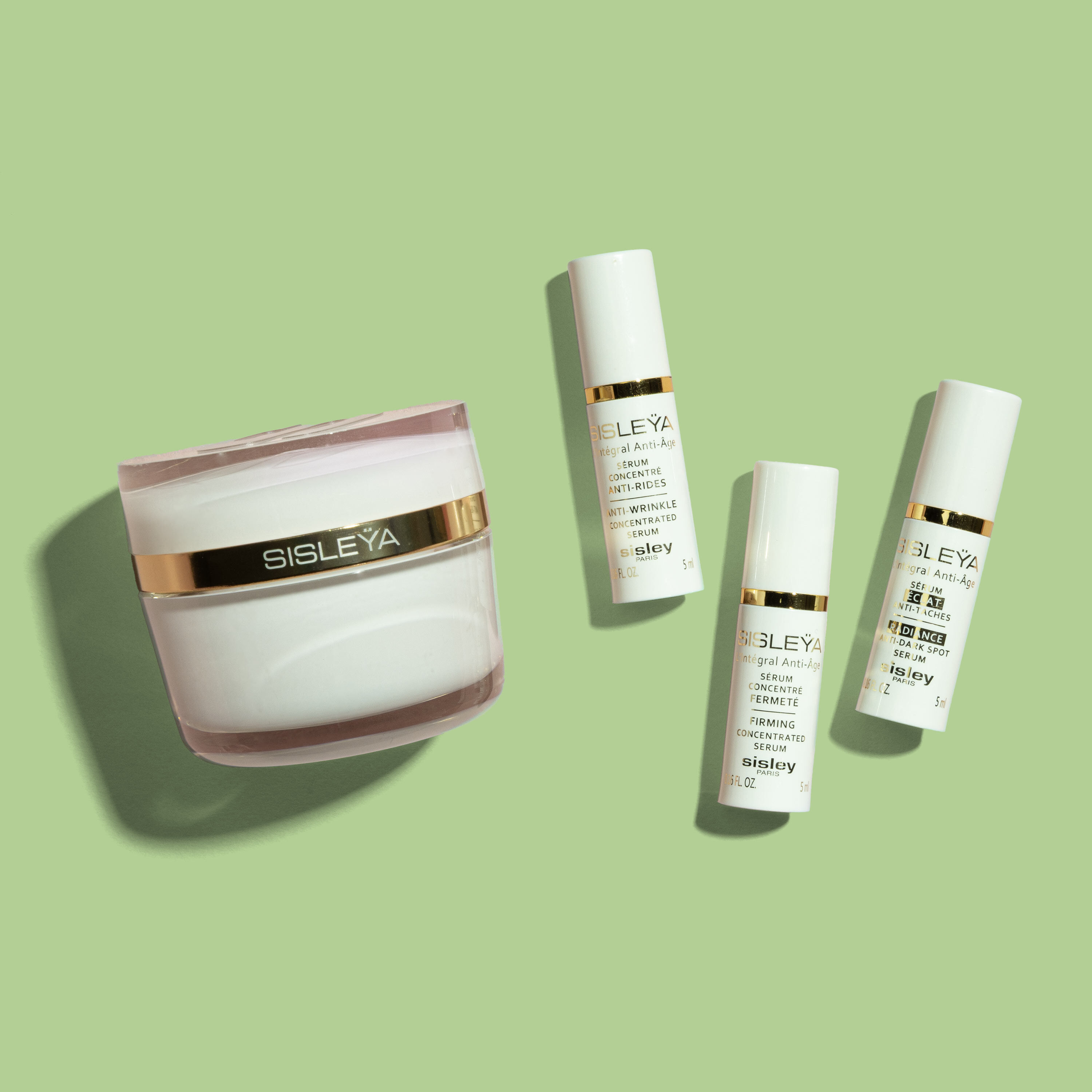 Sisleÿa L'Integral Anti Aging Fresh Gel Cream Routine - Sisley Paris