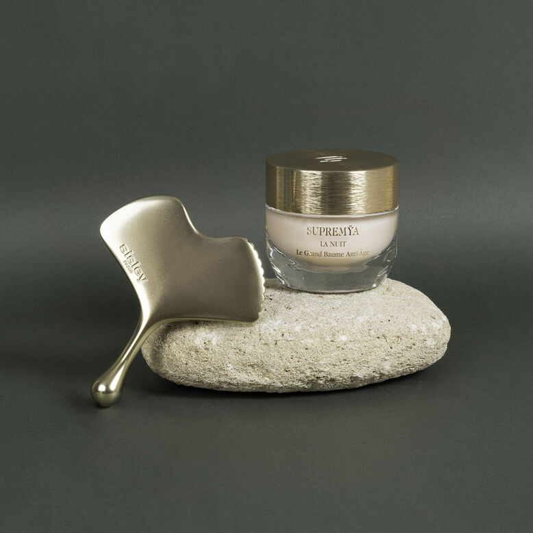 Supremÿa At Night Anti-Ageing Fluid and Ginkgo Gua Sha Duo