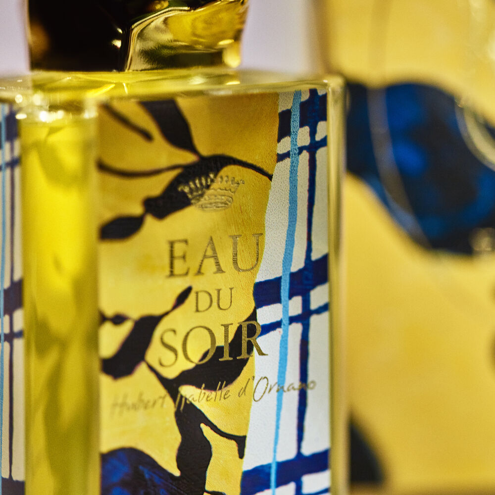 Eau du Soir Limited Edition by Ymane Chabi-Gara - Texture