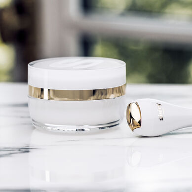 Sisleÿa L'Intégral Anti-Âge Eye and Lip Contour Cream - Ambiance