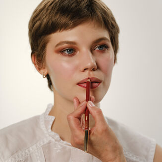 Look The Show-Stopper