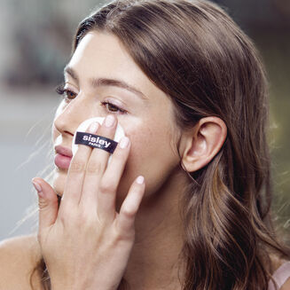 淨透保養香蜜粉 #2清透柔霧