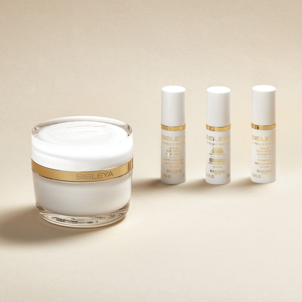 Sisleÿa L'Integral Anti-Age Extra-Rich Limited Edition Collection - Topshot