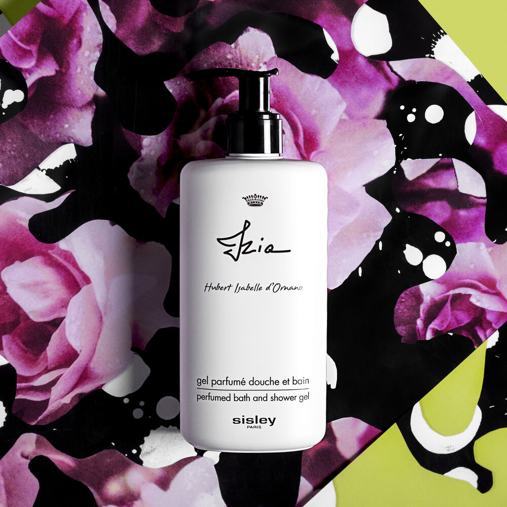 Izia Perfumed Bath and Shower Gel - close-up