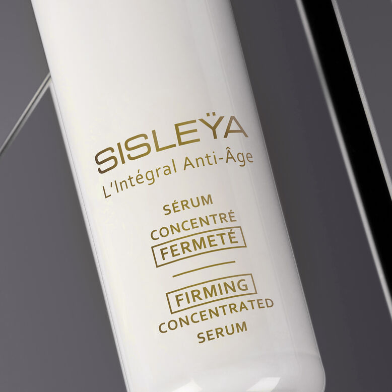 Sisleÿa L'Intégral Anti-Âge Firming Concentrated Serum - Zbliżenie