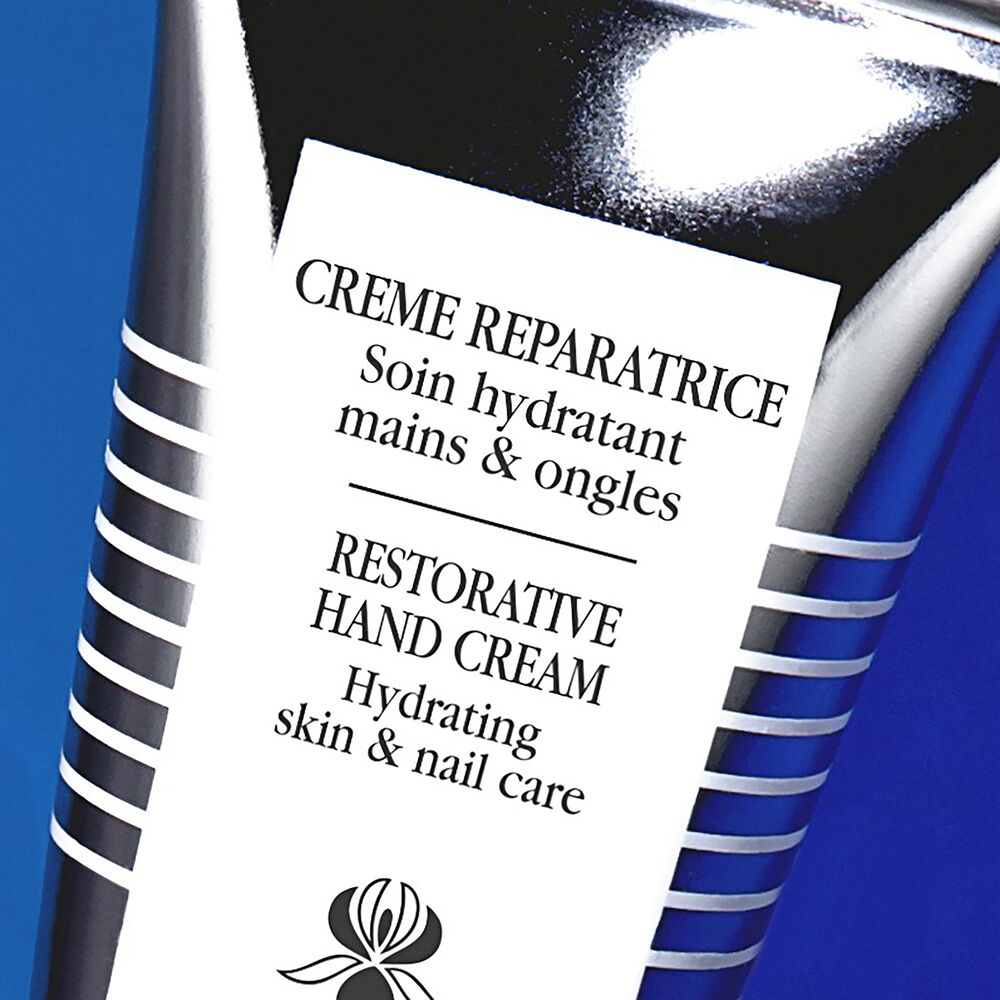 Restorative Hand Cream - ภาพถ่ายระยะใกล้
