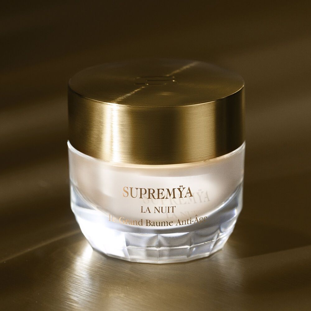 Supremÿa At Night Anti-Ageing Cream Collection - Ambiance