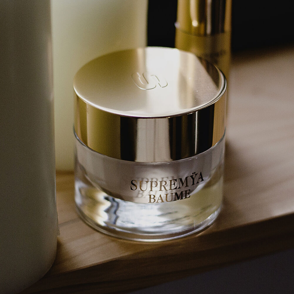 Supremÿa Balm at Night - Ambiance