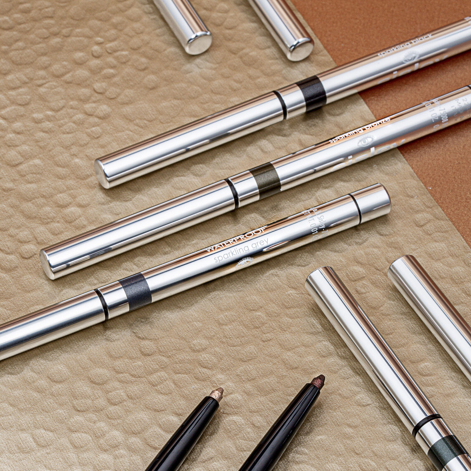 Eyeliner Sisley Phyto-Khol Perfect Mini/travel Size – Teinte Ebony (noir), Neuf (condition Particulière)