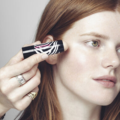Phyto-Blush Twist N°4 Glow - Model