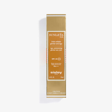 抗皺活膚防曬精華SPF30/PA+++ - 產品外盒