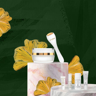 Sisle&yuml;a L'Integral Anti-Age Eye and Lip Collection