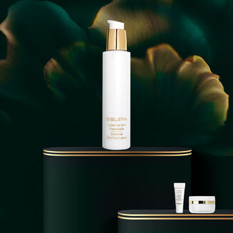 Online Exclusive: Sisleÿa Essential Skincare Lotion 150ml Set