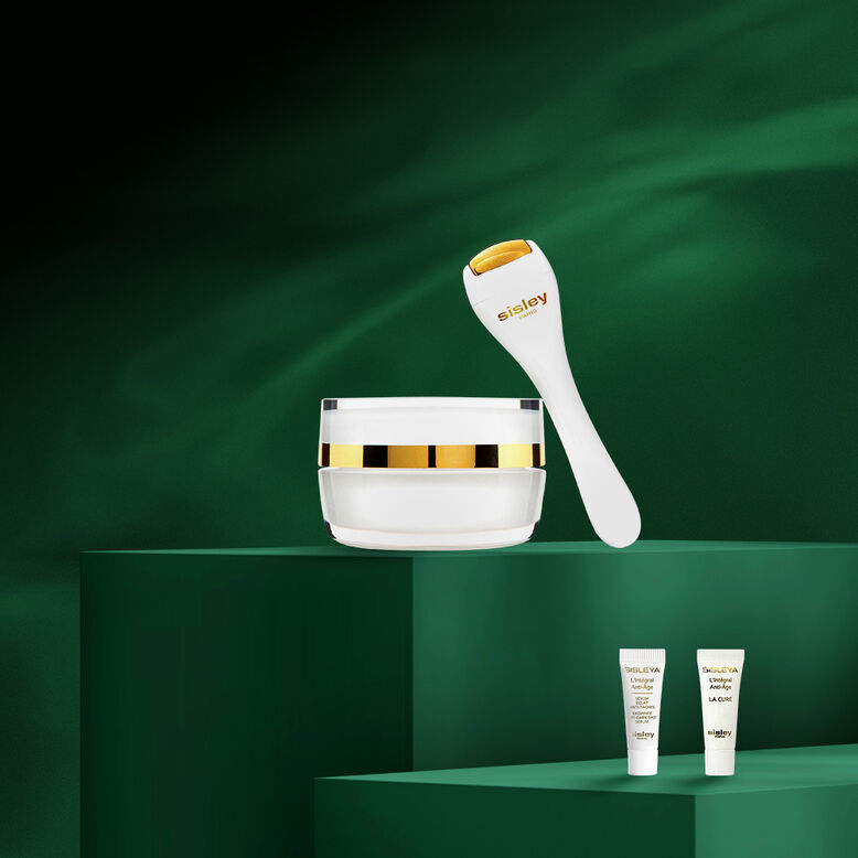 Online Exclusive: Sisleÿa L'Intégral Anti-Âge Eye and Lip Contour Cream set