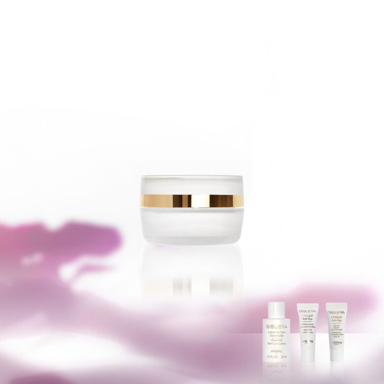 Online Exclusive: Sisleÿa L'Intégral Anti-Âge Fresh Gel Cream Mini Discovery Kit
