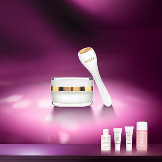 Sisle&yuml;a L&rsquo;Int&eacute;gral Anti-Age Eye and Lip Contour Cream Discovery Set
