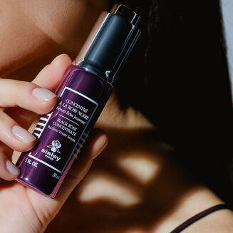 ブラックローズ コンセントレート ラディアンス セラム