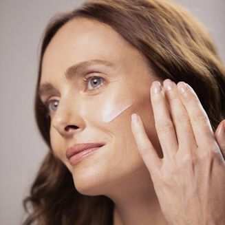 Sisle&yuml;a L'Int&eacute;gral Anti-&Acirc;ge Radiance Anti-Dark Spot Serum