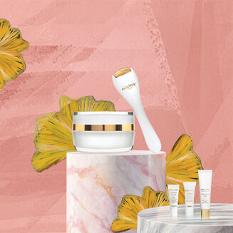 Mother's Day: Sisle&yuml;a L&rsquo;Int&eacute;gral Anti-Age Eye and Lip Contour Cream Set
