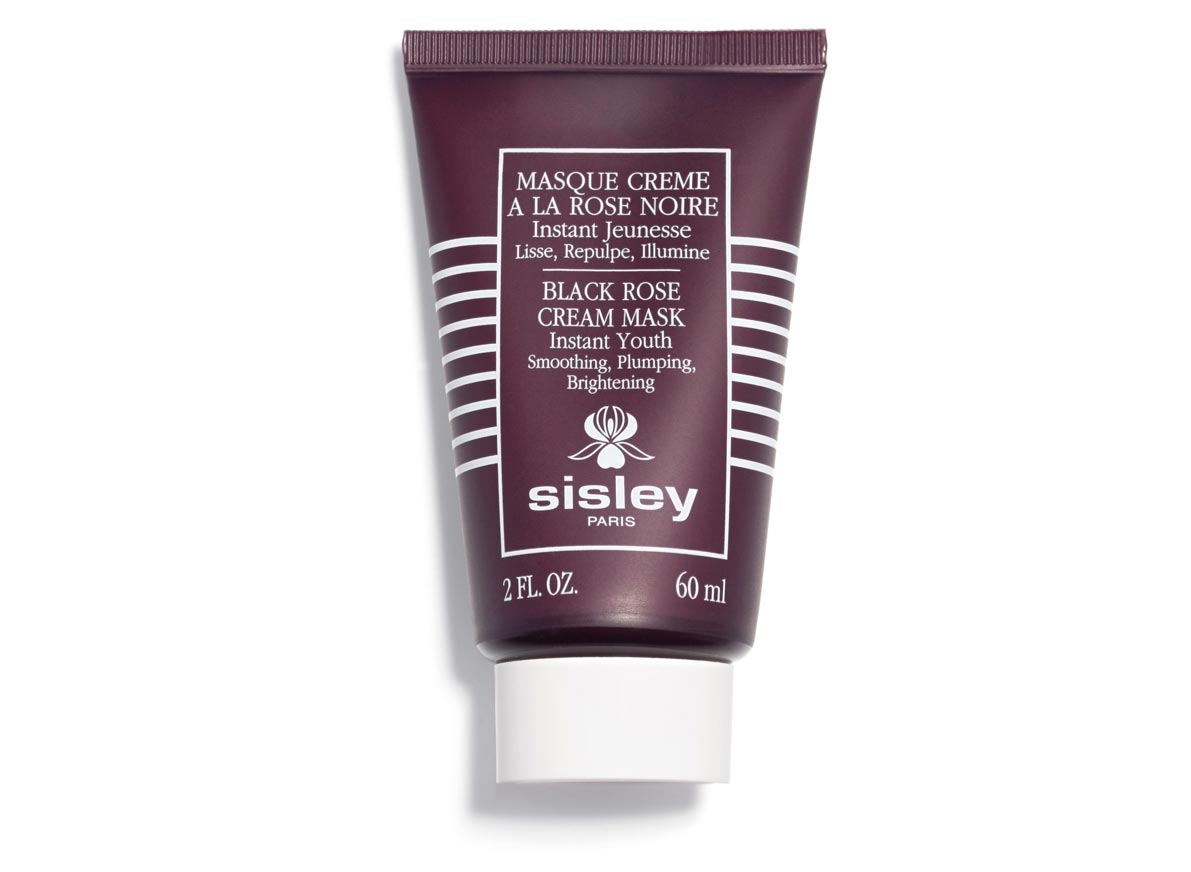 Masque Crème à la Rose Noire agisce come un trattamento di giovinezza per la pelle.