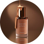 Se la routine di trattamento è fondamentale per ridurre imperfezioni e zone lucide, il maquillage può nasconderle temporaneamente