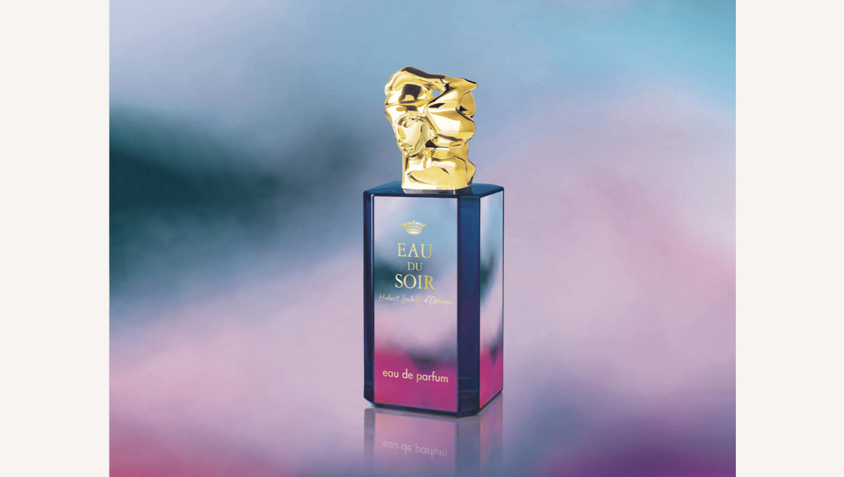 Sydney Albertini decorated the Eau du Soir with a chimerical sky.