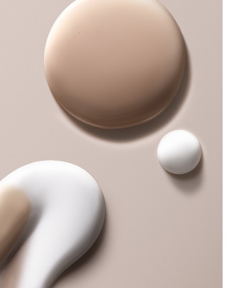 A moisturizing foundation with a natural finish