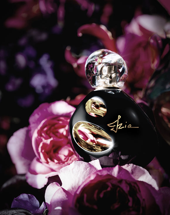 Izia la Nuit makes the wearer relive all the stages of love.